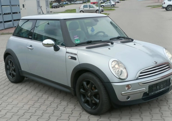 MINI ONE cena 10900 przebieg: 295000, rok produkcji 2006 z Zgorzelec małe 154